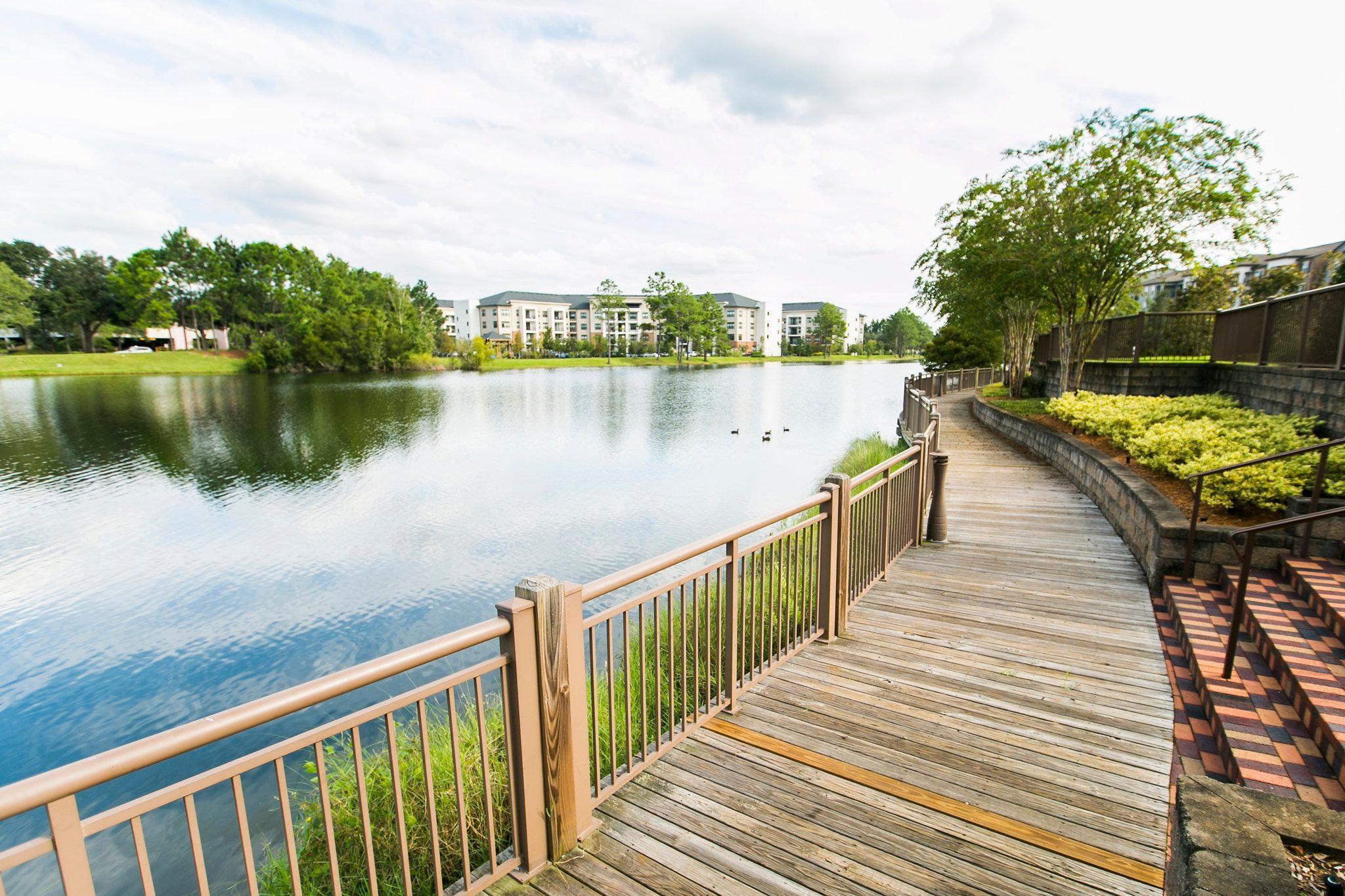 Hotel Indigo Jacksonville-Deerwood Park By Ihg Екстериор снимка