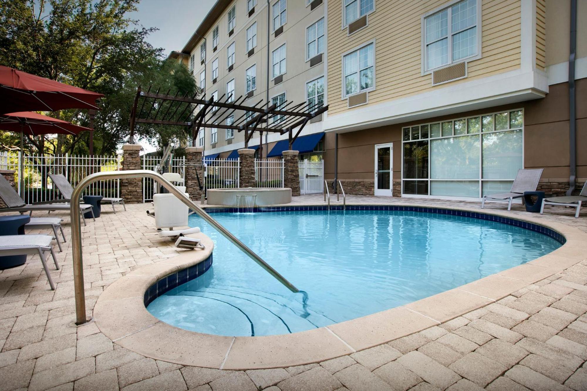 Hotel Indigo Jacksonville-Deerwood Park By Ihg Екстериор снимка