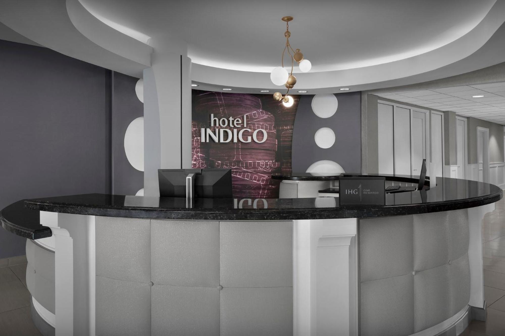 Hotel Indigo Jacksonville-Deerwood Park By Ihg Екстериор снимка